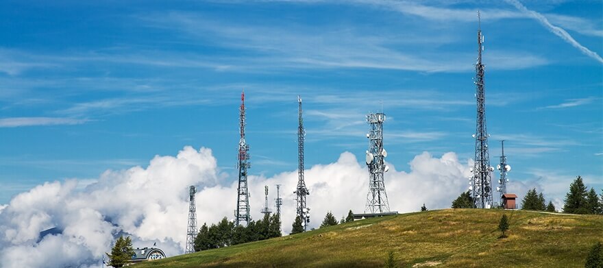 The impact of decentralized infrastructure on wireless communications